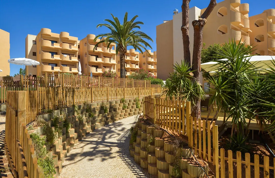 3Hb Falesia Garden-1